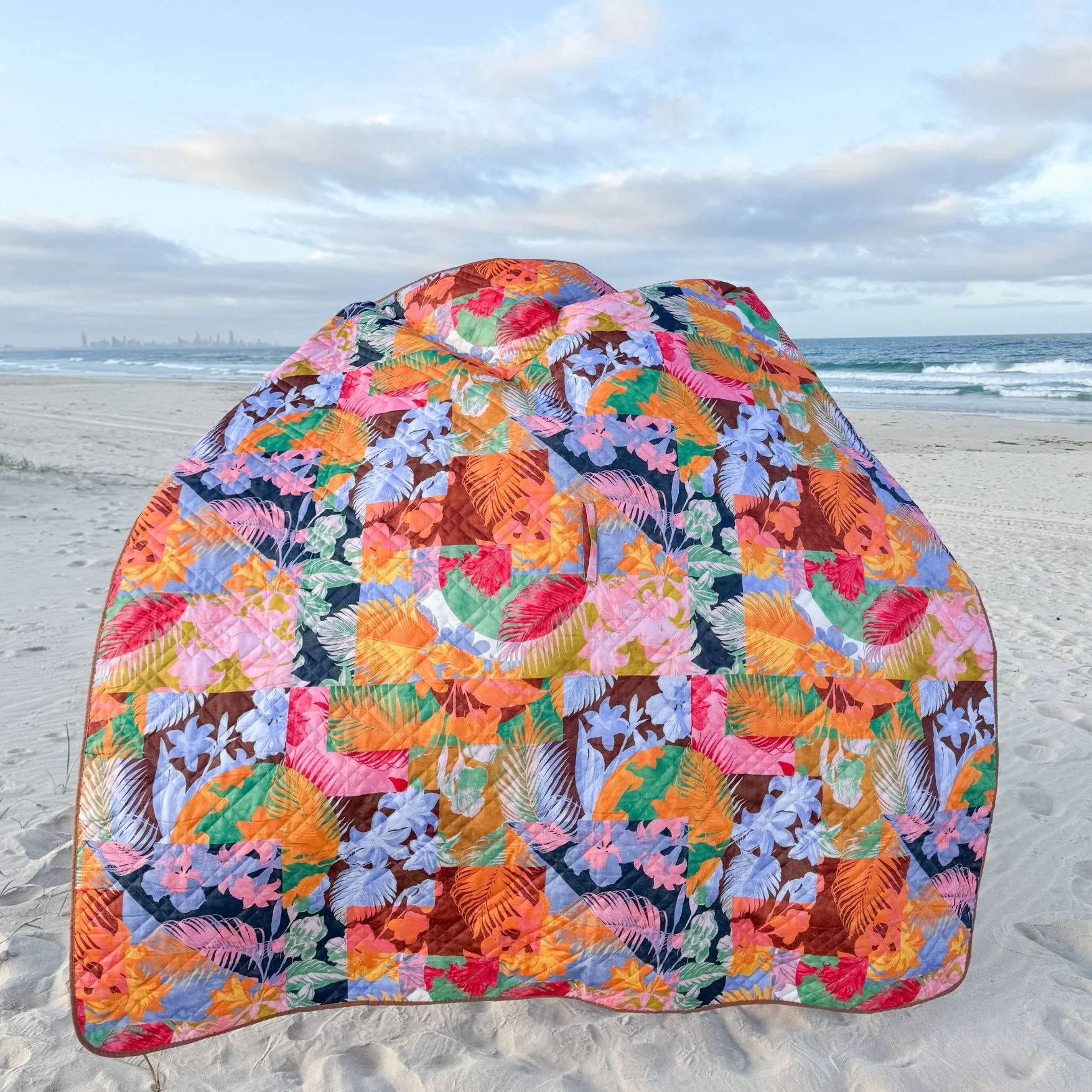 Tropic Waterproof Picnic Rug - Image 7