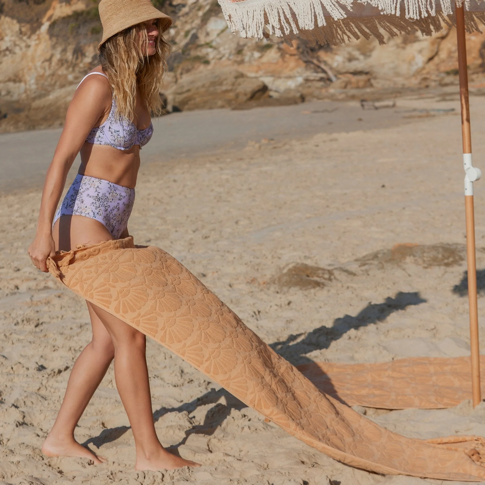 Zali Fawn Beach Towel - Image 9