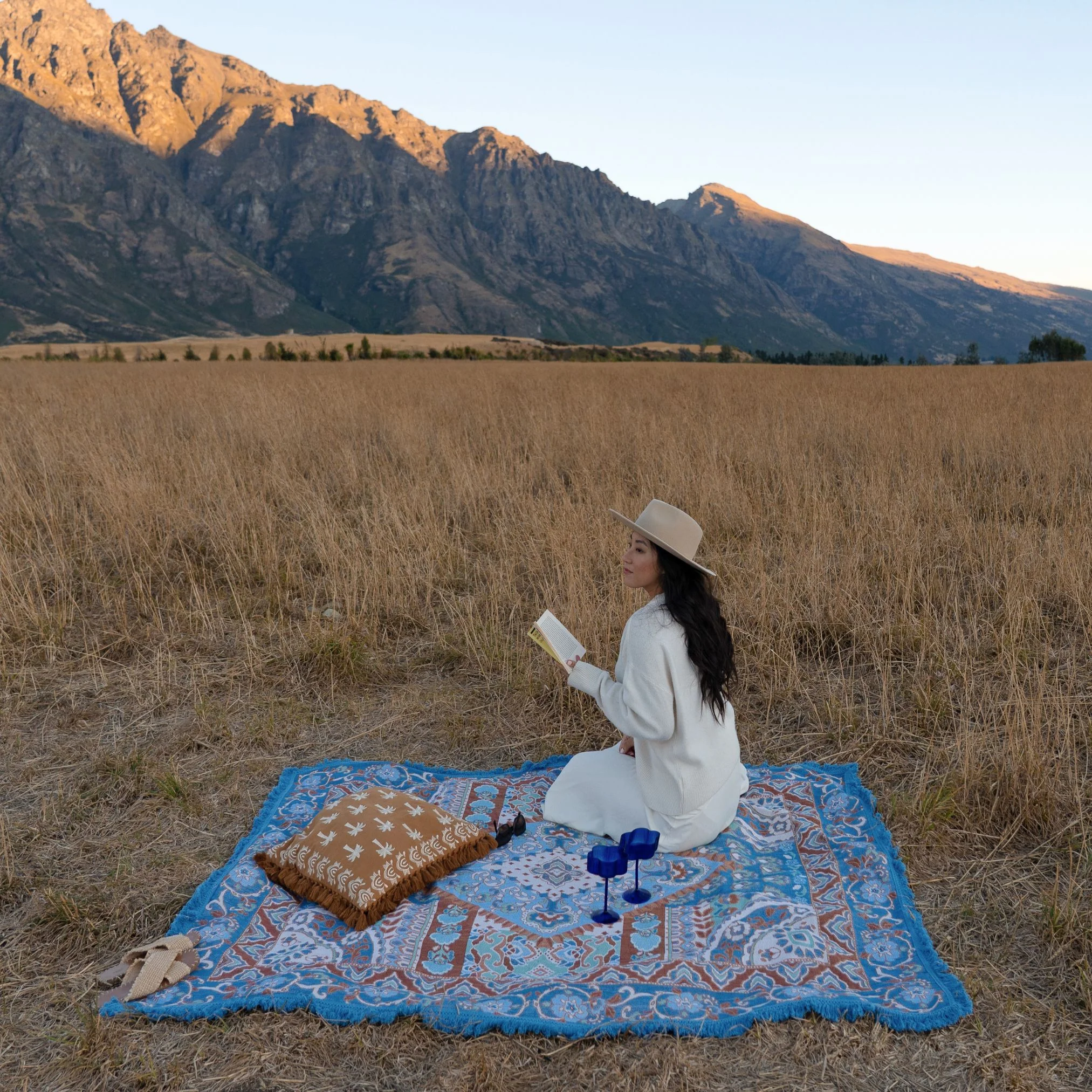 Zephyr Woven Picnic Rug XL - Image 11